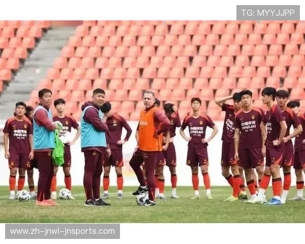 马德兴U19国青队出征土伦杯揭幕战将硬撼沙特U19